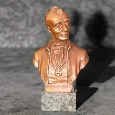 Ручная работа: Бюст «Суворов» с патиной, 140 мм