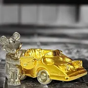 На память: Статуэтка «Крыса-водитель» с позолотой — фотография 1