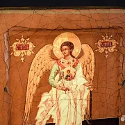 Икона деревянная "Ангел Хранитель" в подарок — фотография 2
