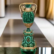 Подарочная ваза «Византия» из малахита — фотография 1