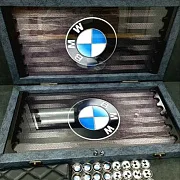 На память: Нарды под стеклом «BMW» — фотография 3
