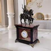Подарочные каминные часы «Казак» из яшмы и долерита — фотография 1